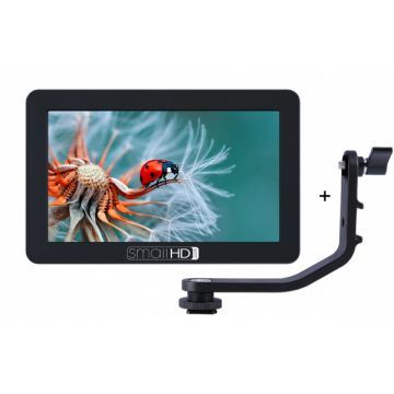 SmallHD Kit Monitor Focus 5 HDMI Touchscreen cu brat de prindere expus in showroom