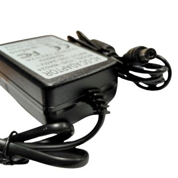 Alimentator 12V 2A cu fir, indicator led si filtru protectie