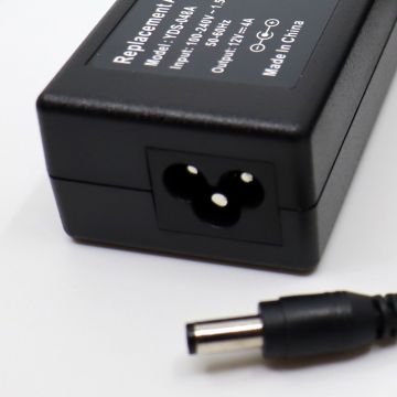 Sursa alimentare profesionala YDS 4A 12V in comutatie cu fir
