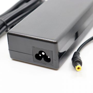 Sursa Alimentare YDS 15V 6A cu fir carcasa plastic 5.5x2.5x13mm