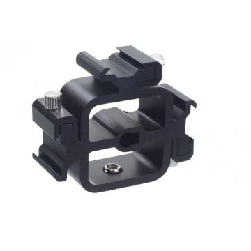OEM Adaptor triplu pt blitz speedlite cu menghina pentru umbrela OEM Adaptor triplu pt blitz speedlite cu menghina pentru umbrela